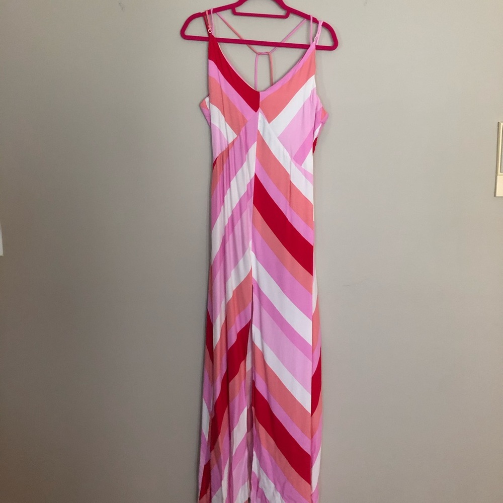 Strappy maxi dress